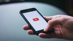 שינוי כיוון: YouTube תפסיק לשלוח מיילים על העלאת תכנים חדשים בפלטפורמה שלה שינוי כיוון: YouTube תפסיק לשלוח מיילים על העלאת תכנים חדשים בפלטפורמה שלה